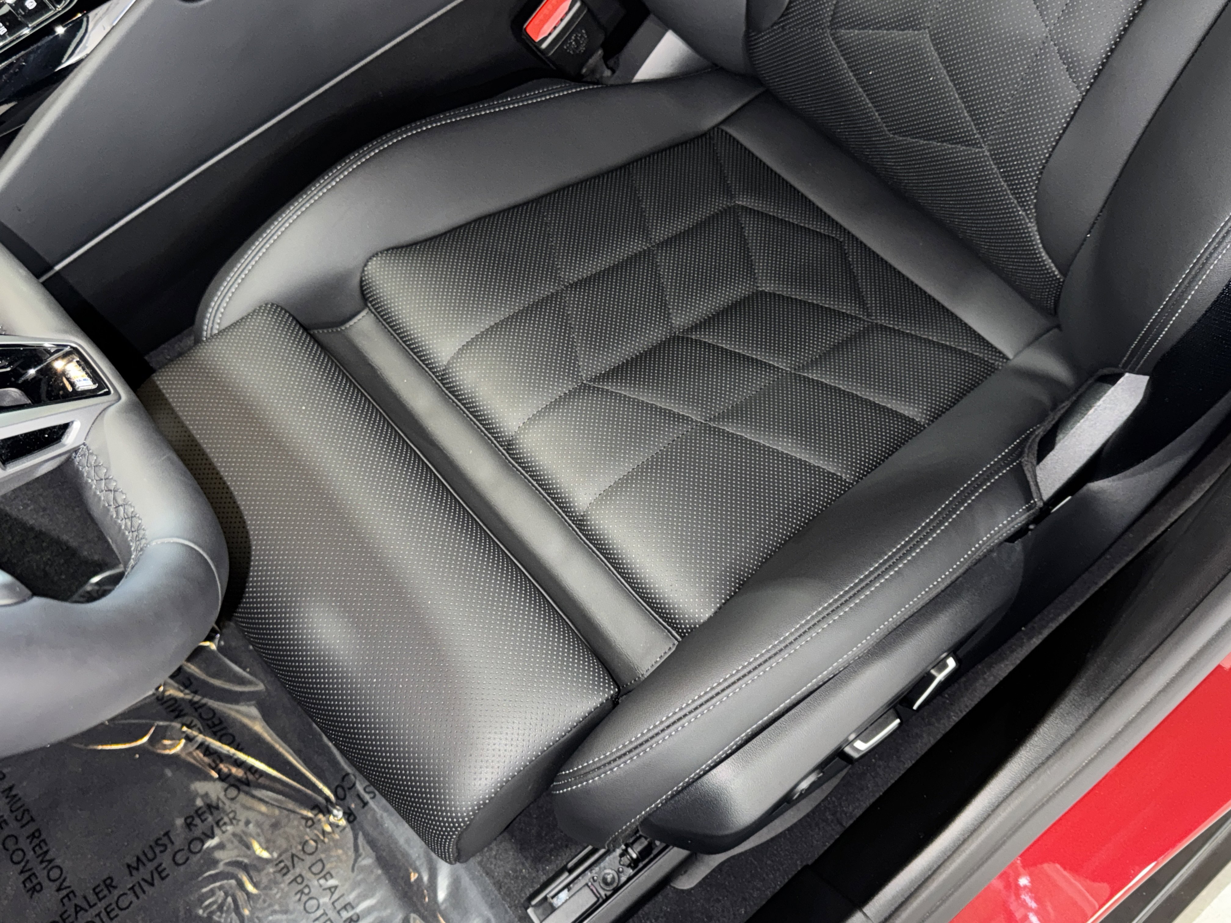 Used 2025 BMW 530i w/ M Sport Package image 34