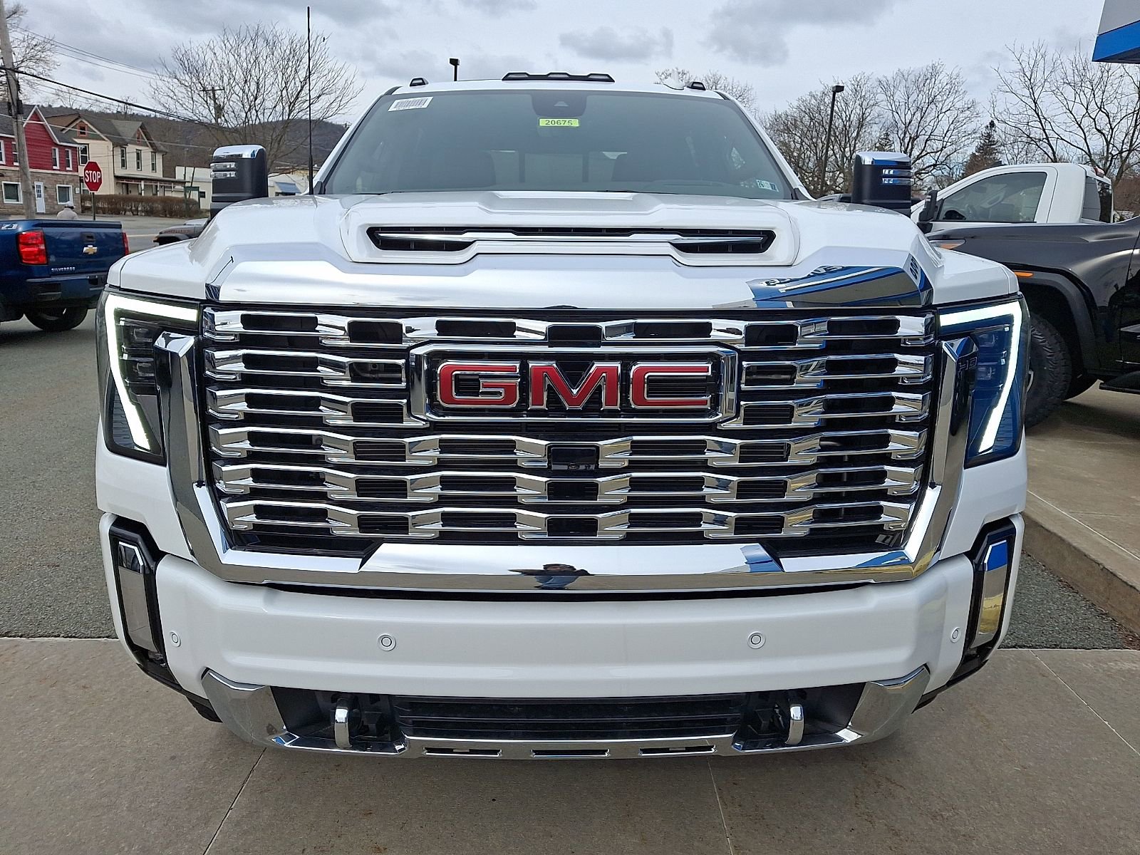New 2026 GMC Sierra 2500 Denali w/ Denali Reserve Package image 2