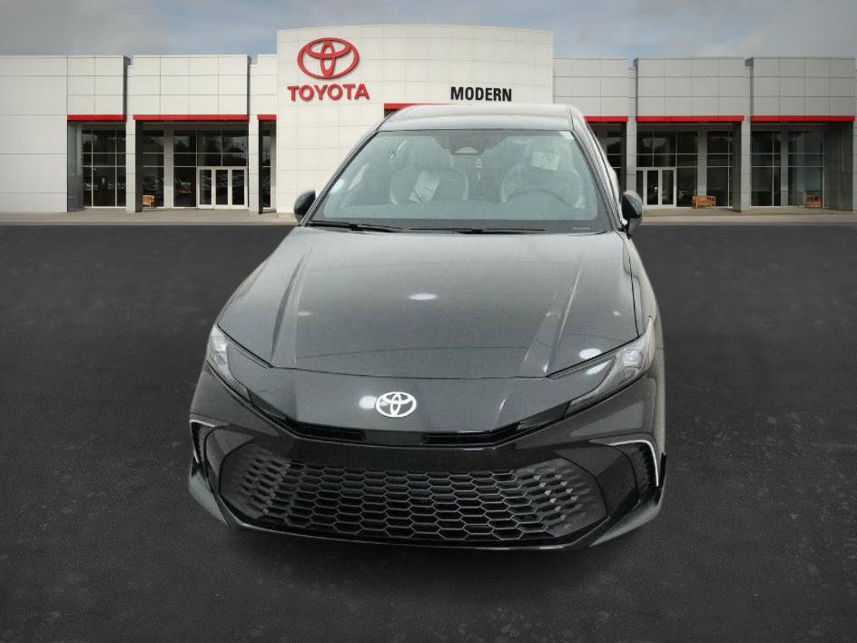 New 2026 Toyota Camry SE FWD image 2