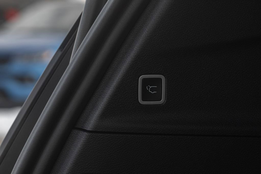 New 2026 Chrysler Pacifica Limited w/ S Appearance Package image 48