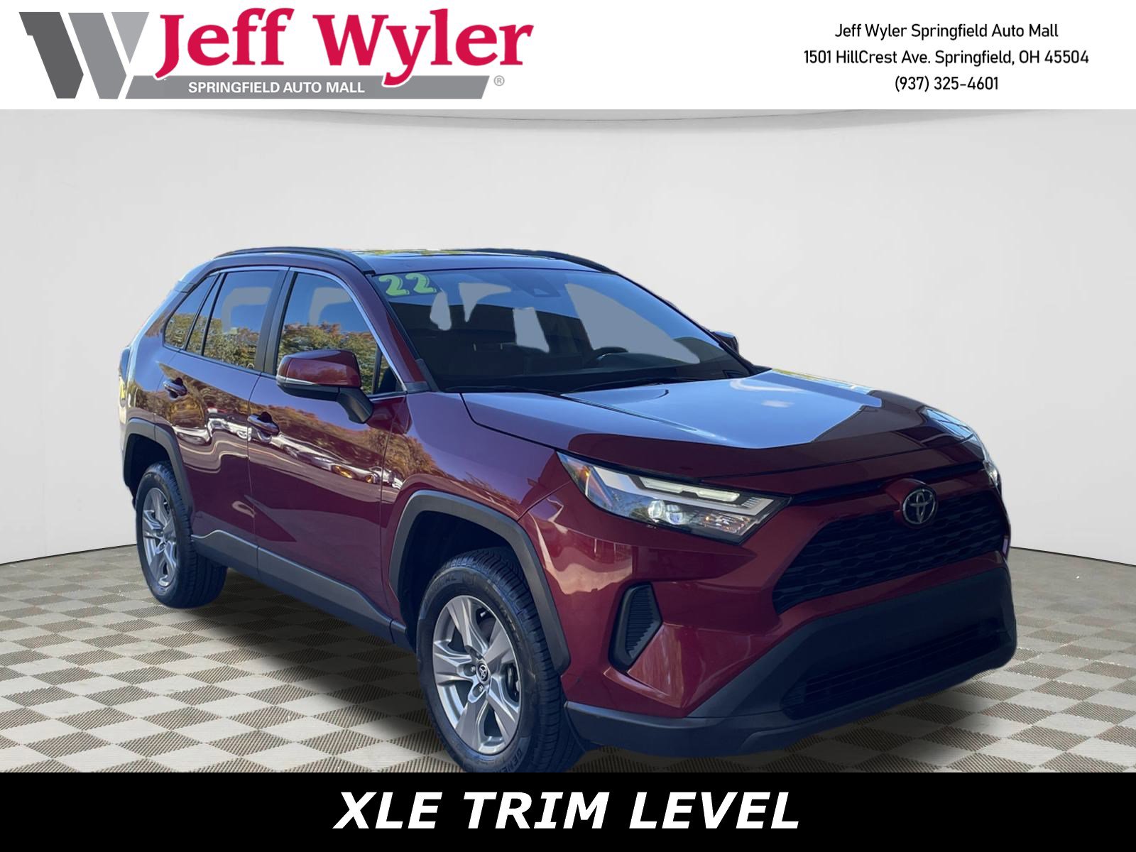 Used 2022 Toyota RAV4 XLE w/ Convenience Package image 1