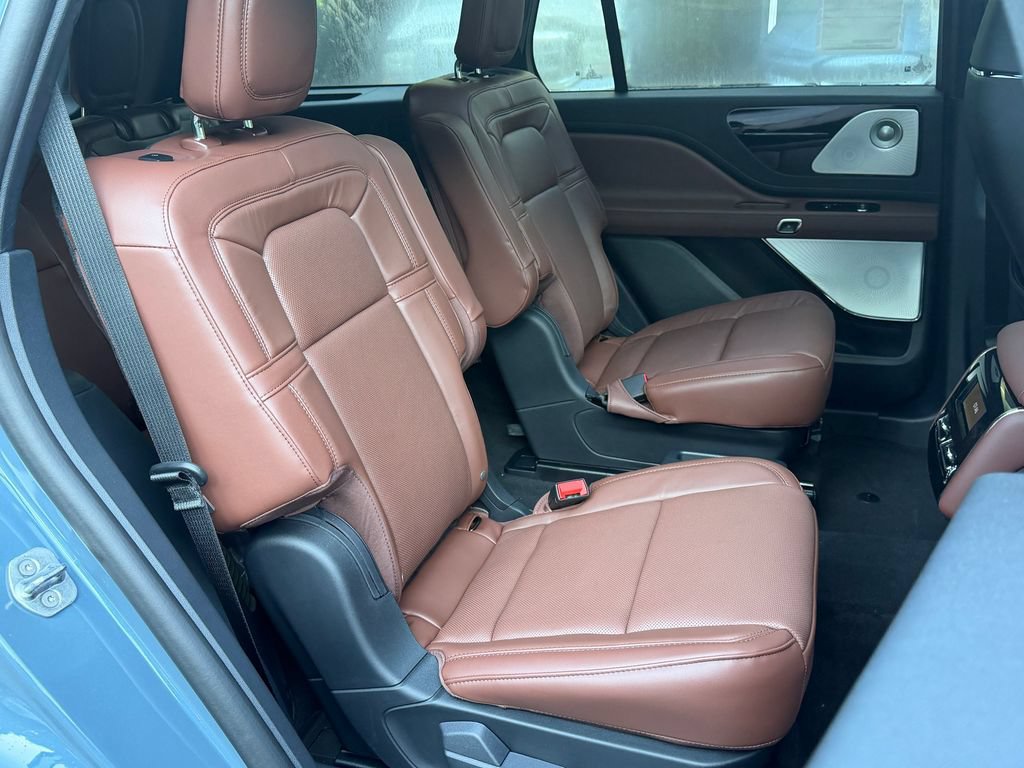 New 2026 Lincoln Aviator Reserve AWD/4WD image 14