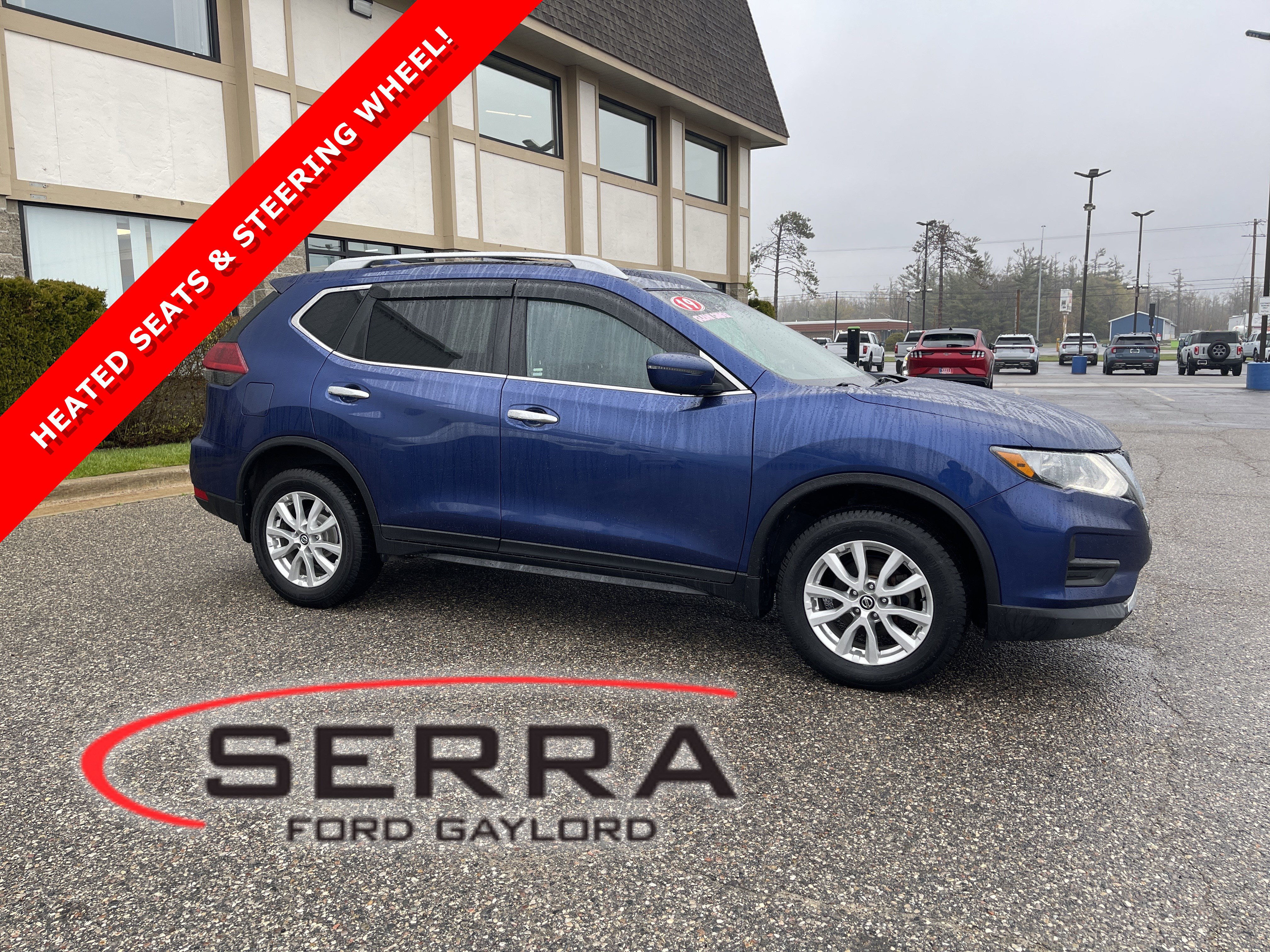 Used 2019 Nissan Rogue S AWD/4WD image 1