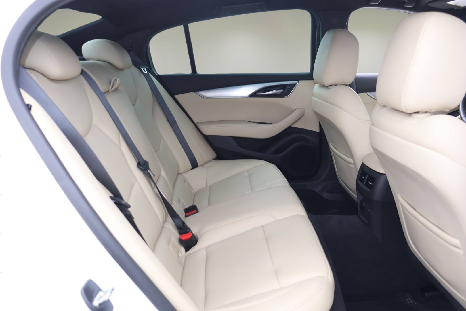 Used 2023 Cadillac CT5 Luxury RWD image 15