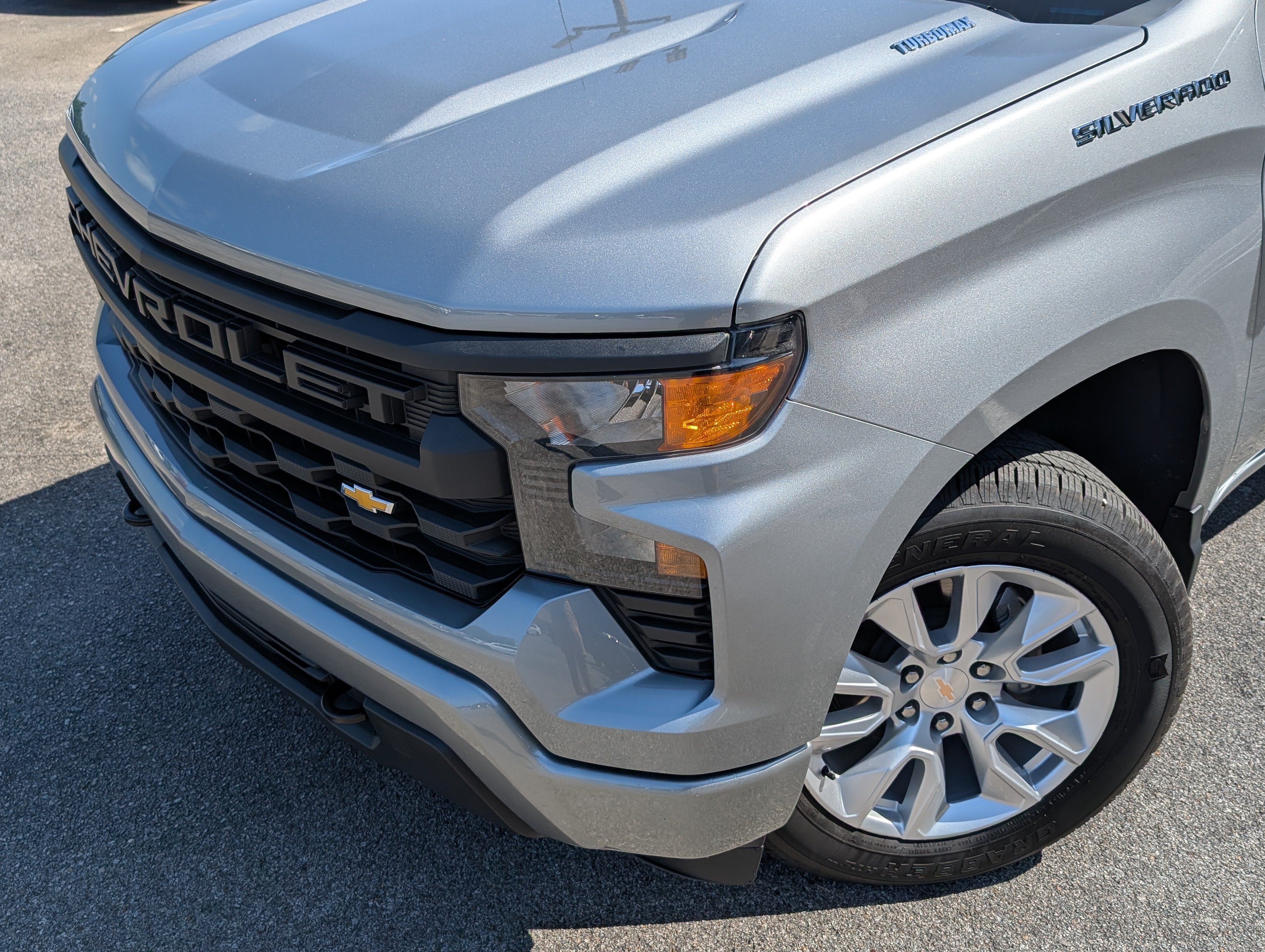 Used 2024 Chevrolet Silverado 1500 Custom AWD/4WD image 11