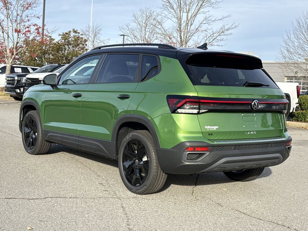 New 2026 Volkswagen Taos SE image 3