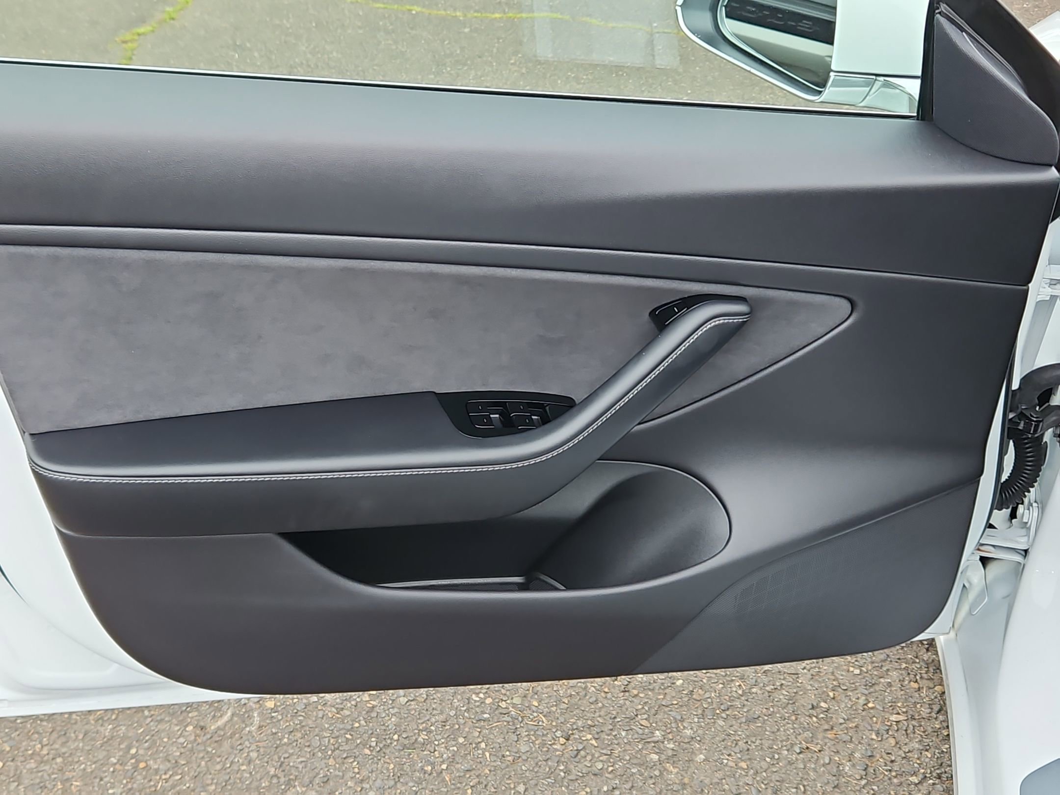 Used 2018 Tesla Model 3 Long Range image 9
