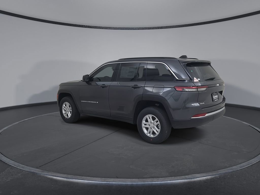 New 2025 Jeep Grand Cherokee Laredo image 11