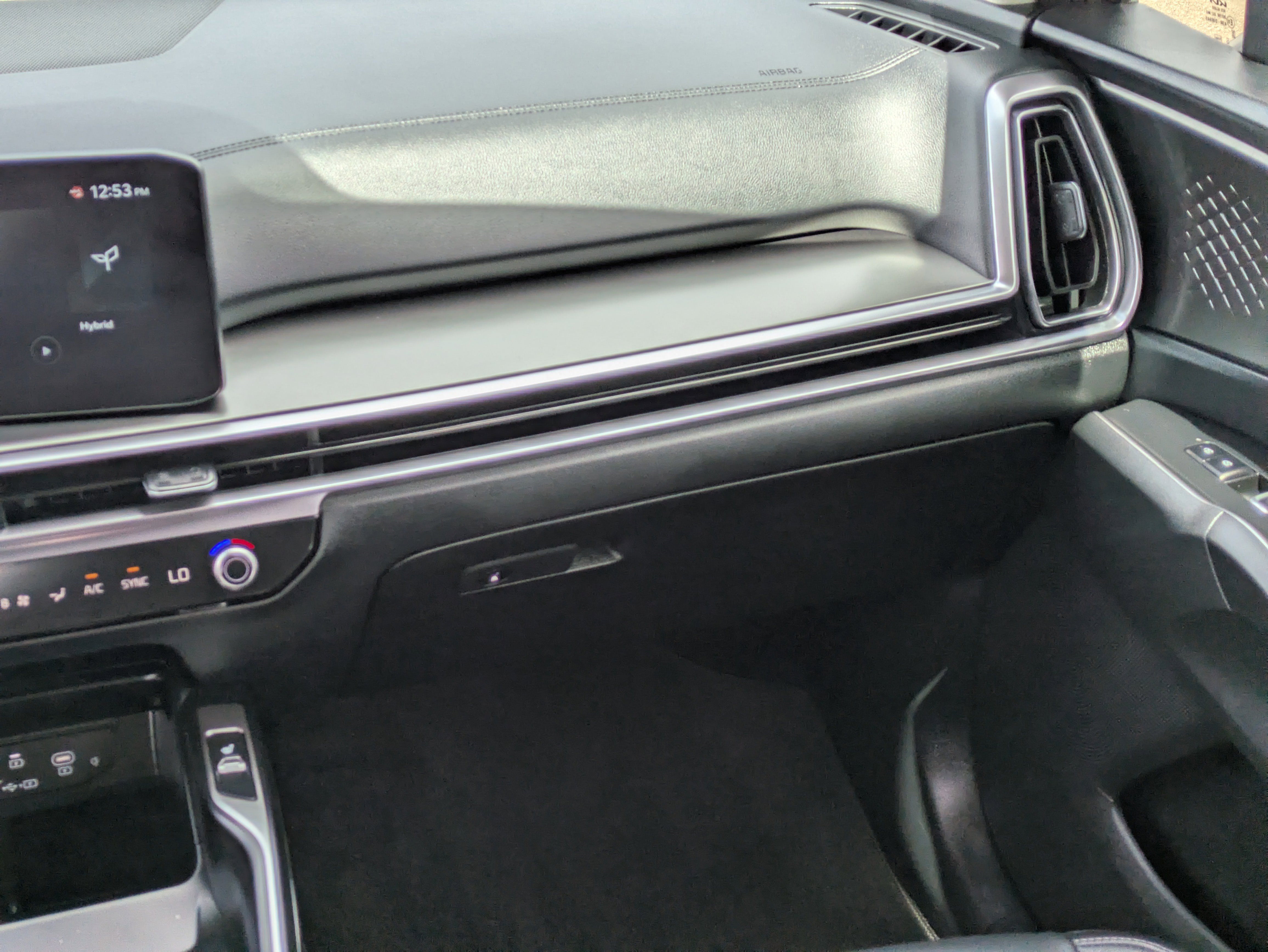 Certified 2025 Kia Sorento EX image 18