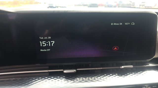 Used 2024 Kia Carnival SX Prestige FWD image 18