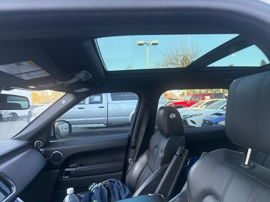 Used 2016 Land Rover Range Rover Sport HSE image 8