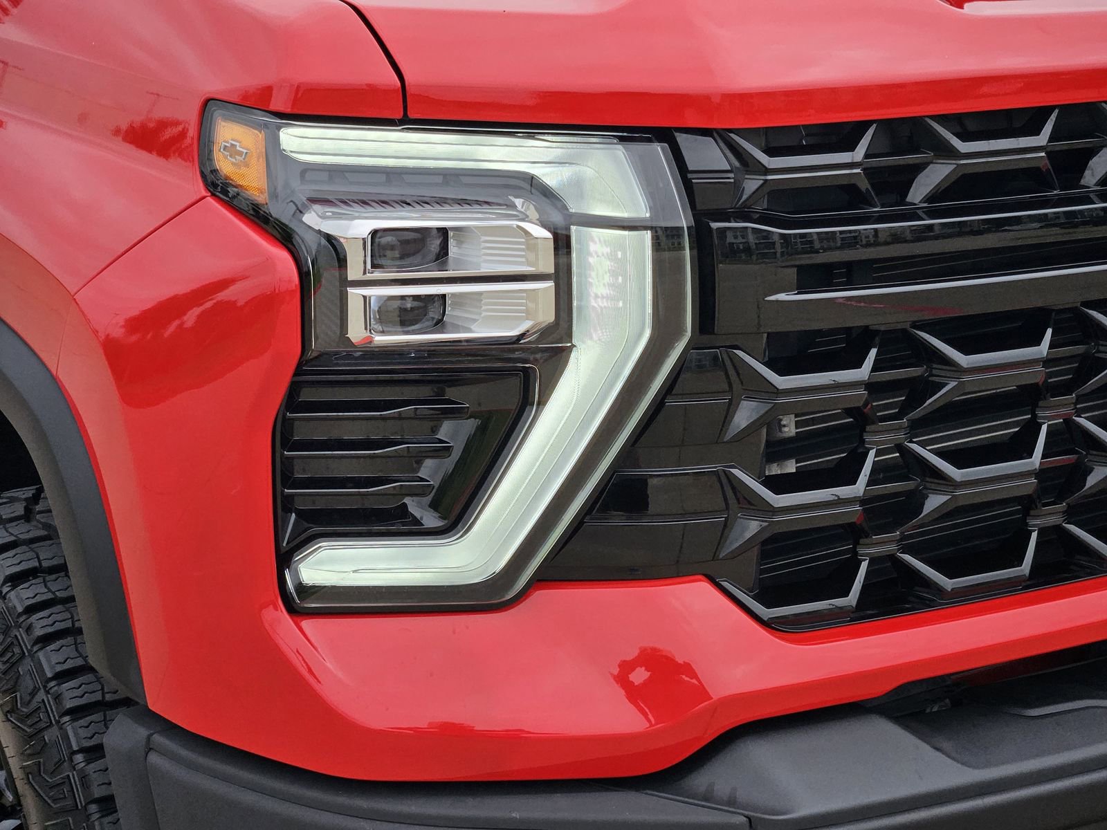 Certified 2025 Chevrolet Silverado 2500 ZR2 w/ ZR2 Bison Edition AWD/4WD image 10