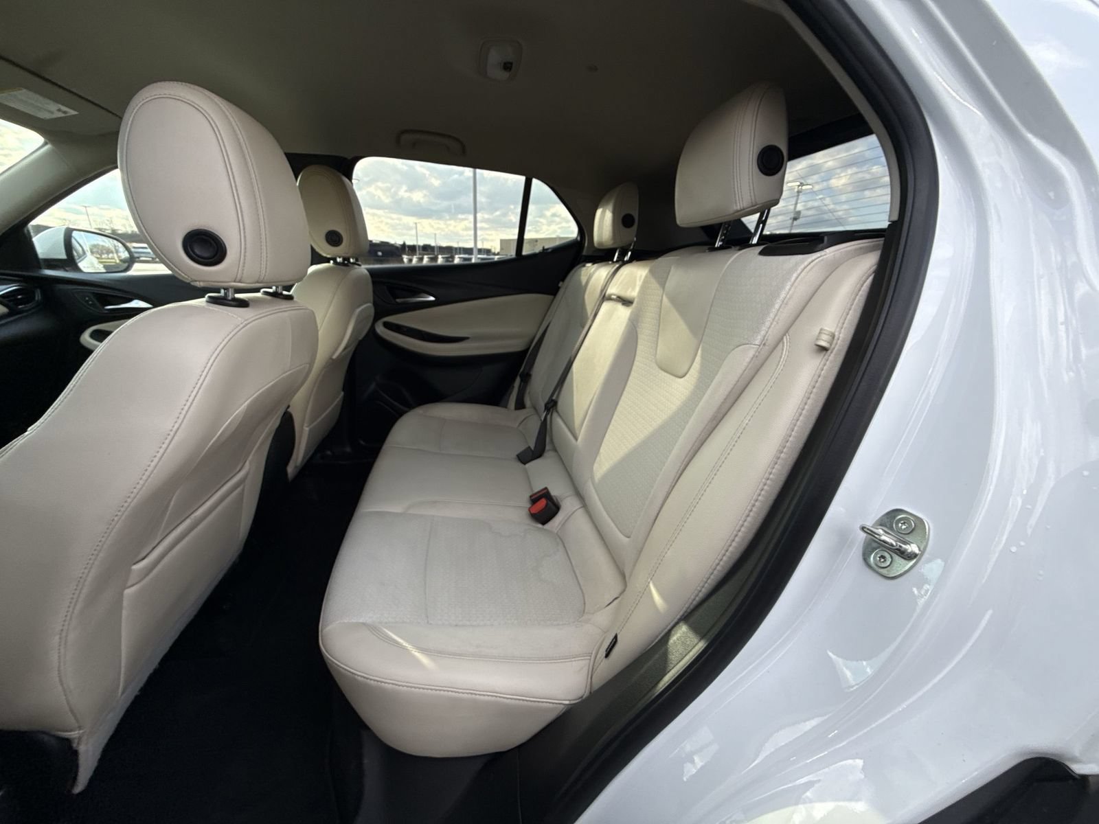 Used 2023 Buick Encore GX Select FWD image 21