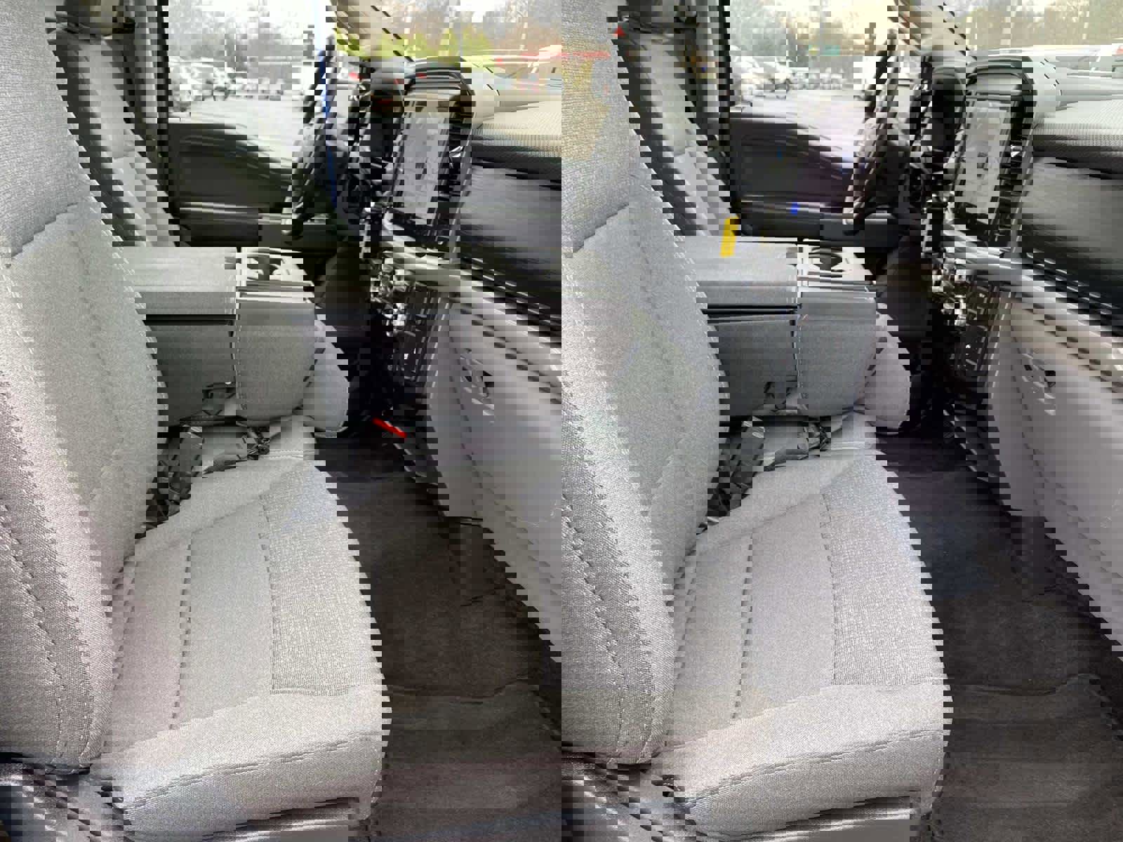 Used 2025 Ford F150 XLT w/ Equipment Group 301A Standard AWD/4WD image 27