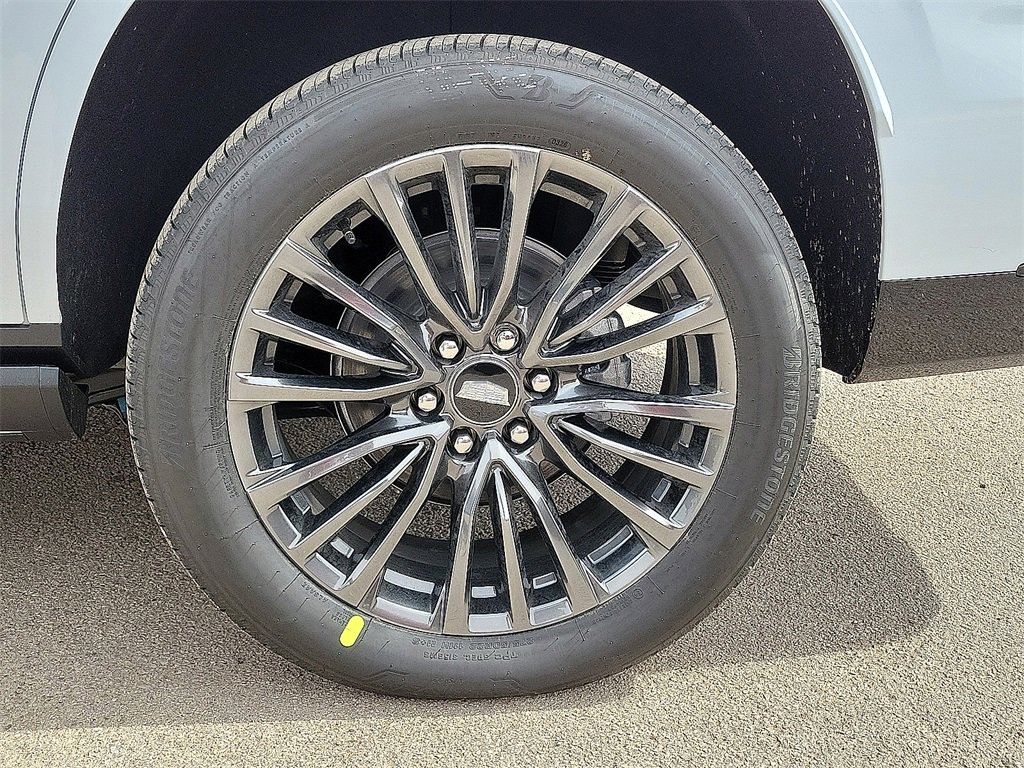 New 2026 Cadillac Escalade Platinum Sport w/ LPO, Floor Liner Package image 10