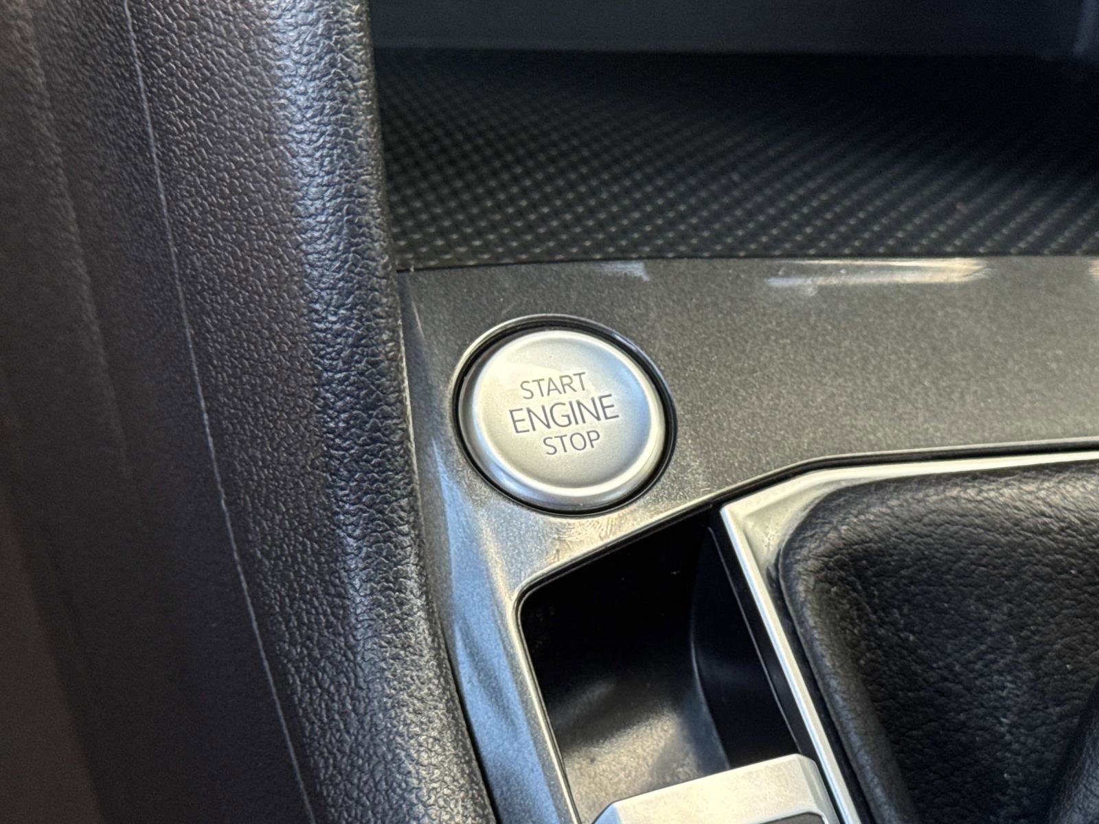 Certified 2022 Volkswagen Tiguan S image 18