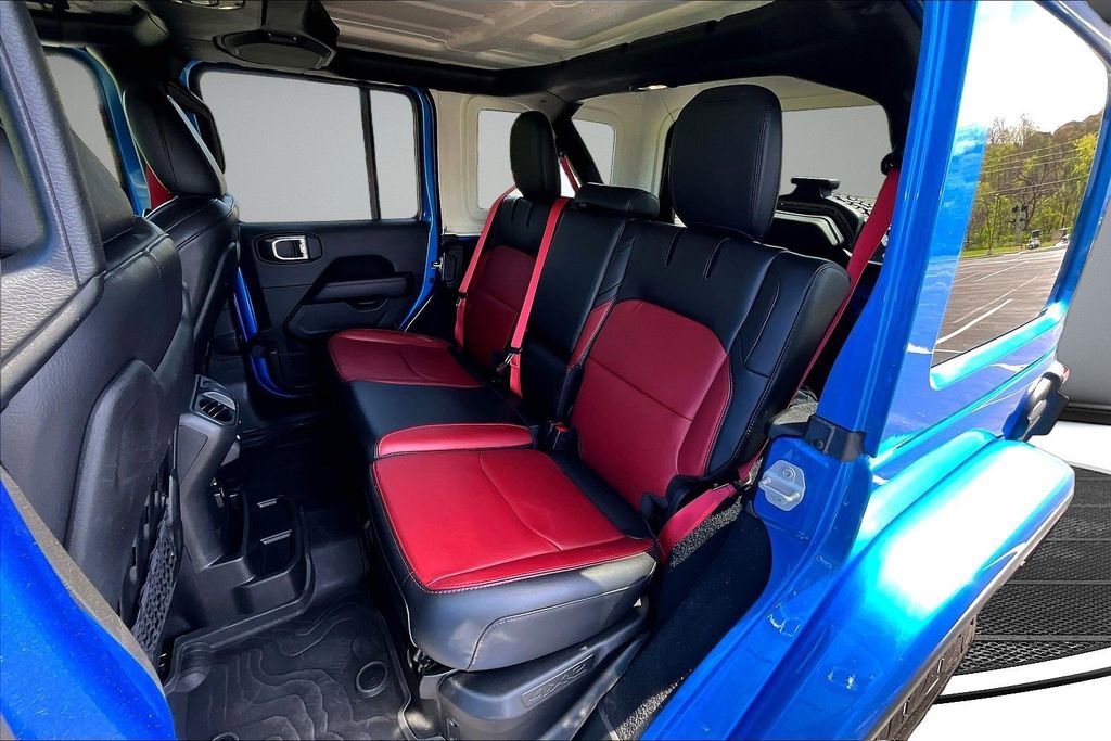 Used 2023 Jeep Wrangler Unlimited Rubicon 4xe AWD/4WD image 22