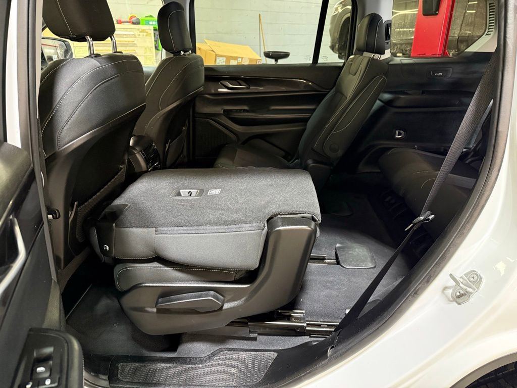 Certified 2023 Jeep Grand Cherokee L Laredo w/ Luxury Tech Group I image 12