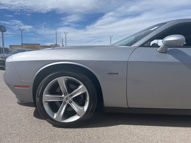 Used 2017 Dodge Challenger R/T image 22