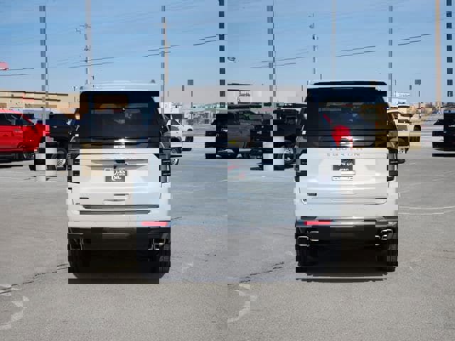 New 2026 Chevrolet Suburban High Country image 12