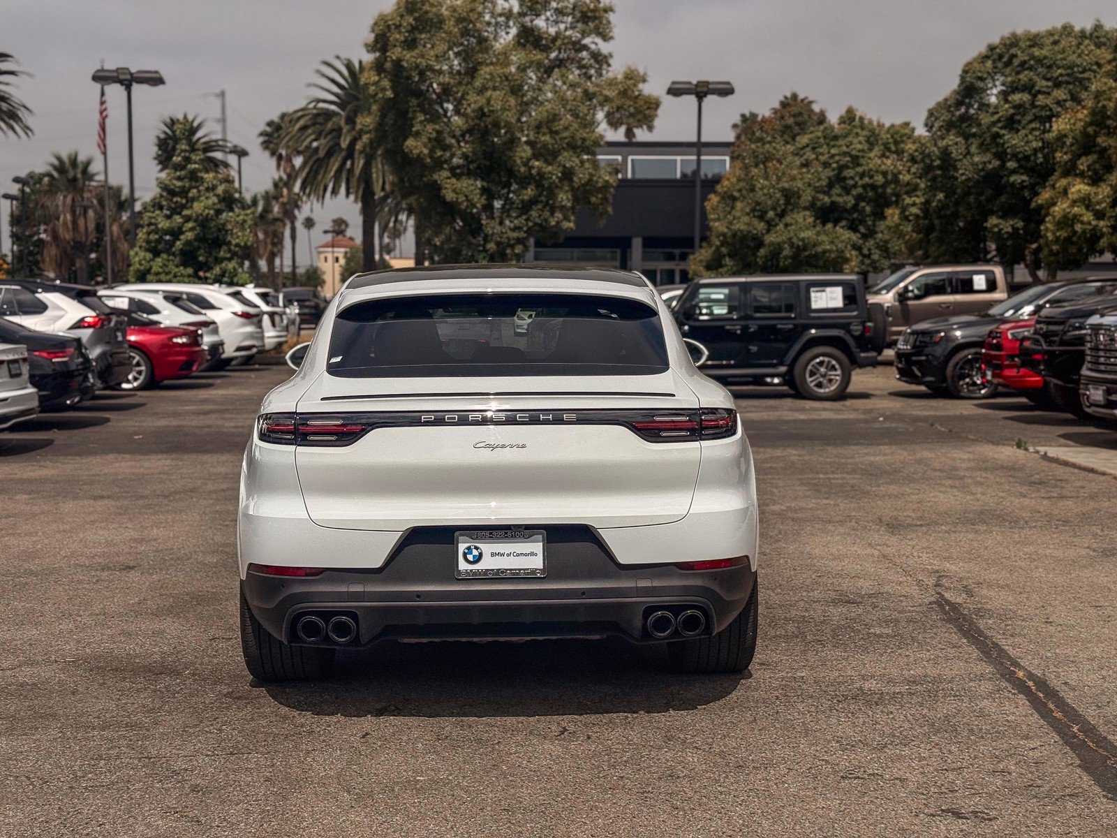 Used 2023 Porsche Cayenne Platinum Edition image 5