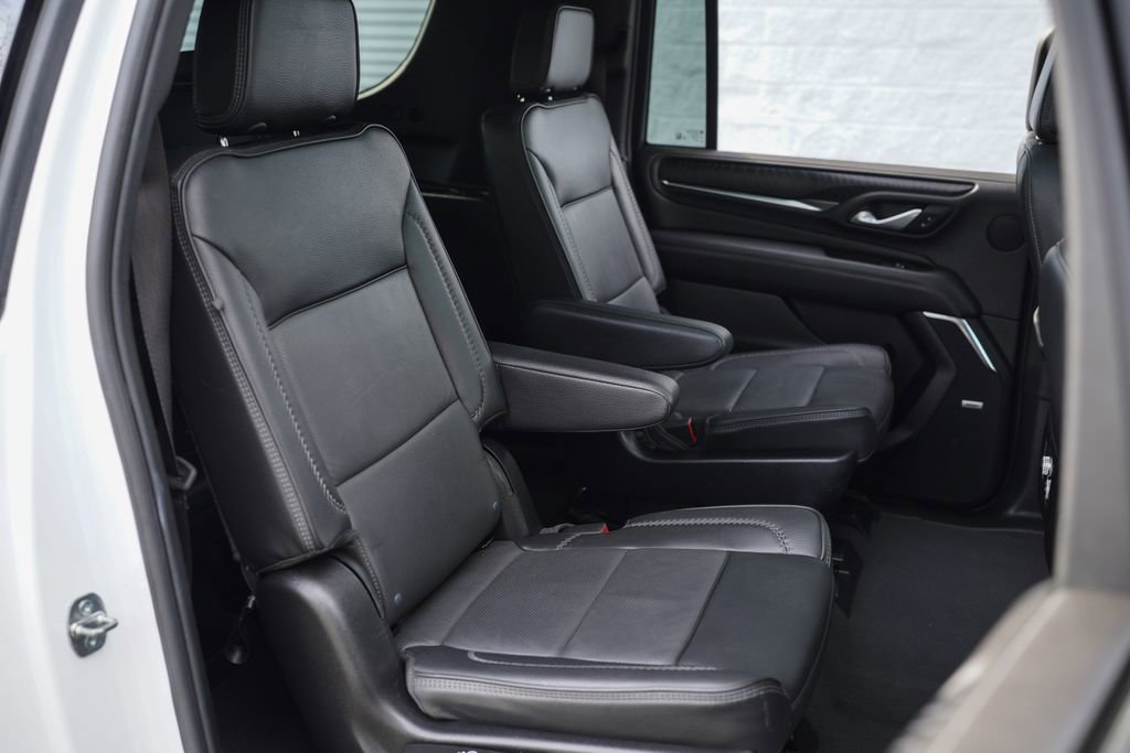 Used 2024 GMC Yukon XL Denali image 27