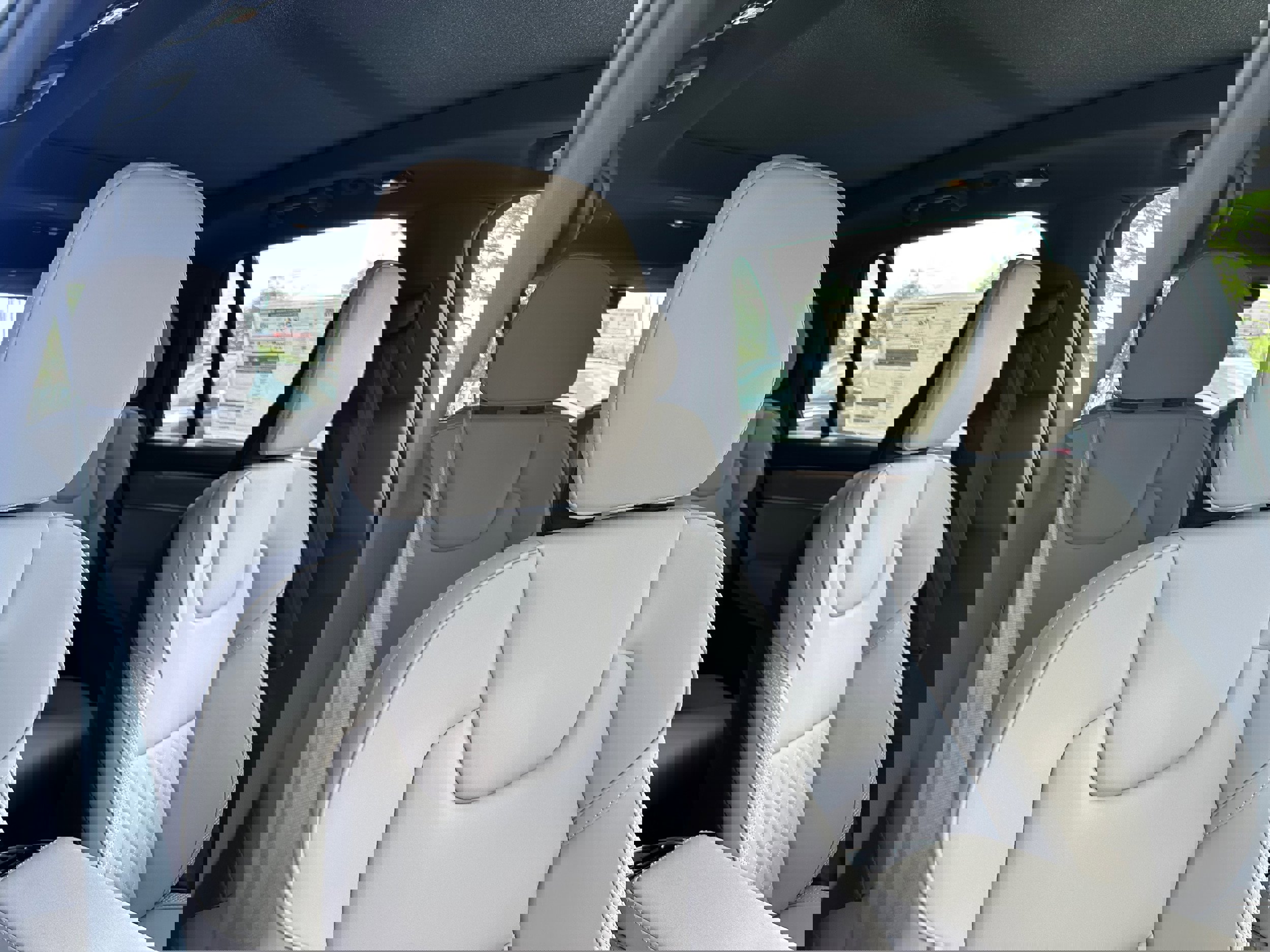 New 2026 Volvo XC90 B5 Plus image 9