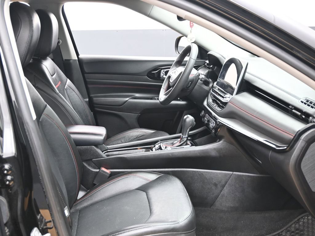 Used 2022 Jeep Compass Trailhawk image 44