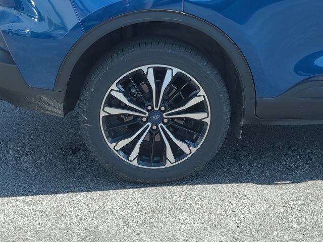 Used 2022 Ford Escape SE w/ SE Sport Appearance Package AWD/4WD image 30