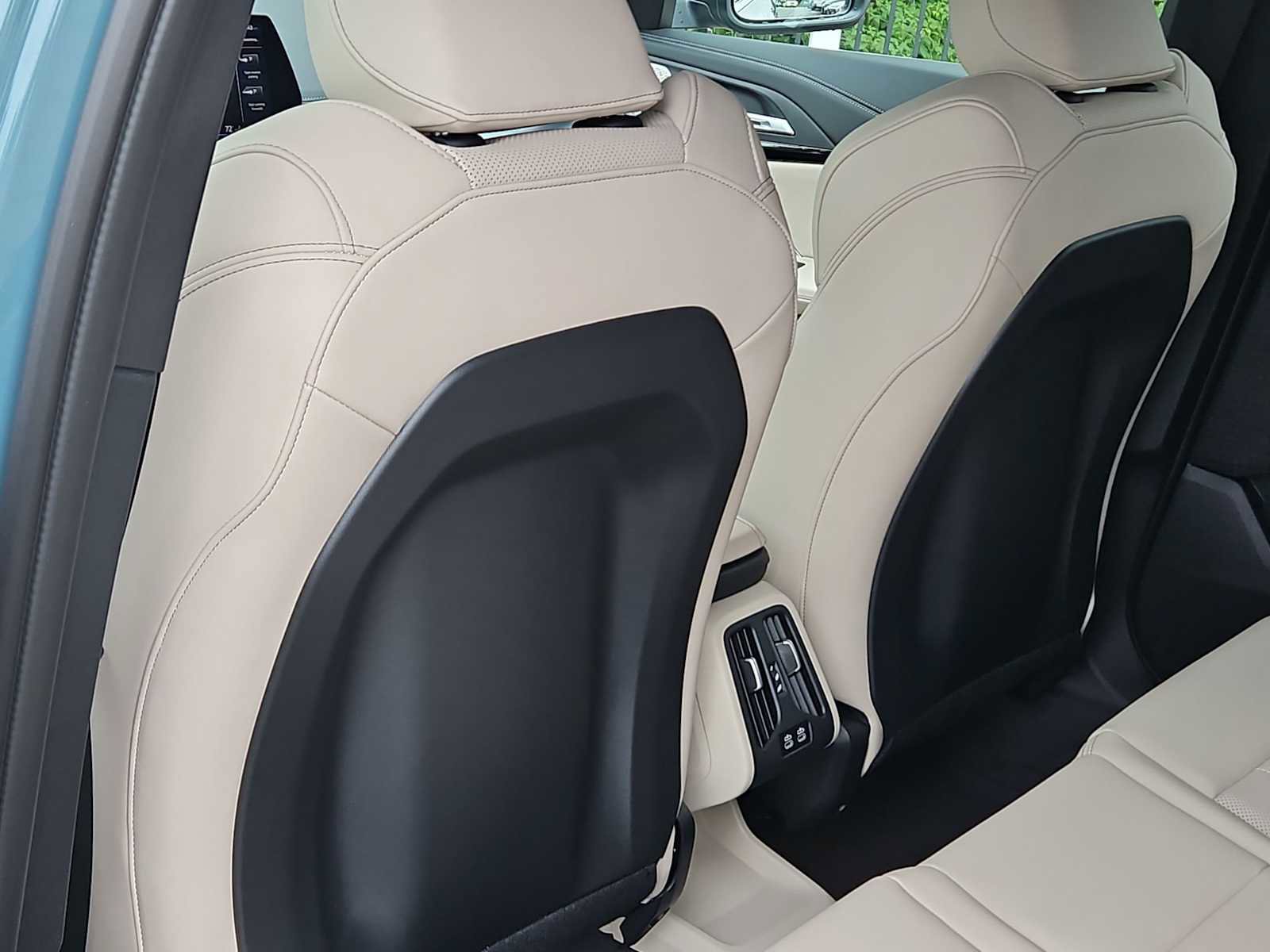 Used 2025 BMW X1 xDrive28i w/ Convenience Package image 18