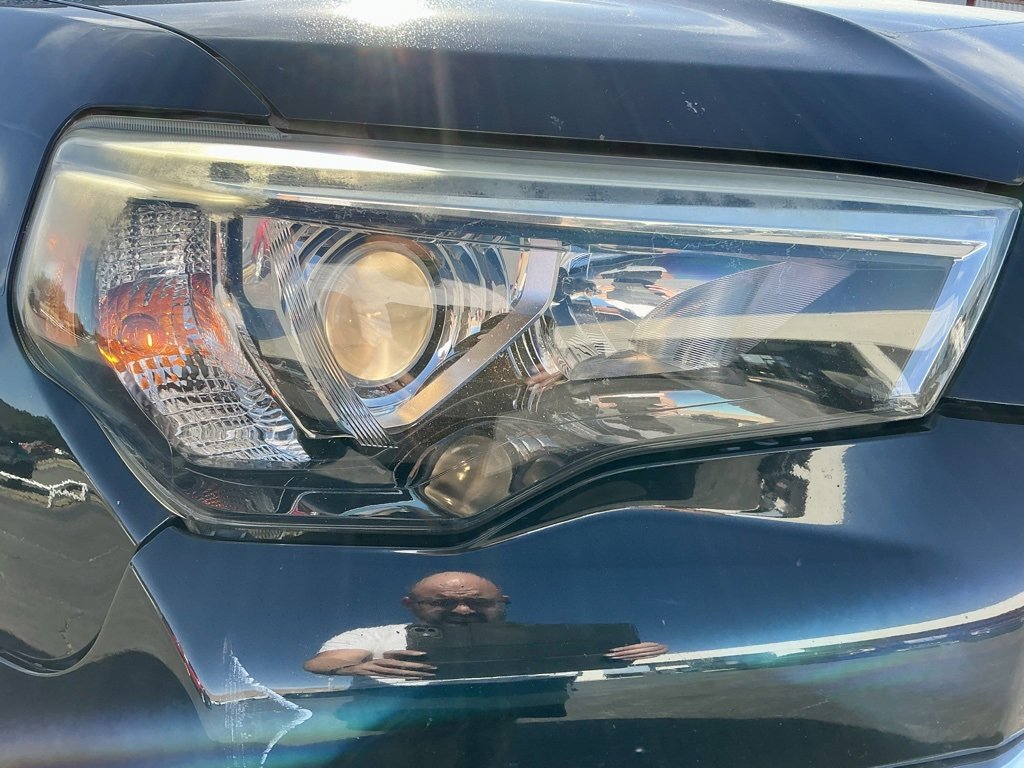 Used 2015 Toyota 4Runner Limited image 6