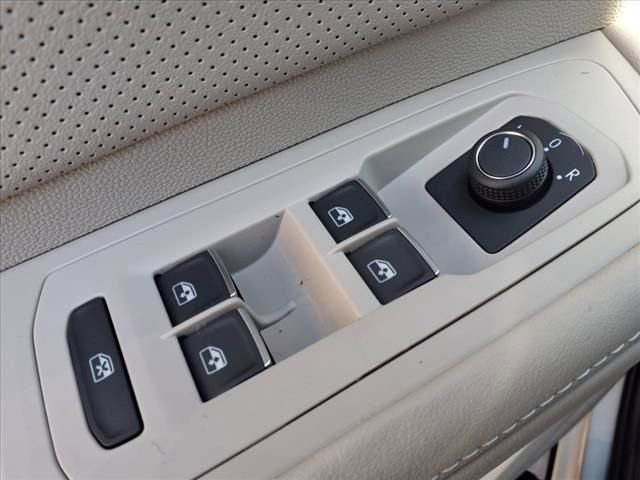 New 2025 Volkswagen Atlas SE image 15