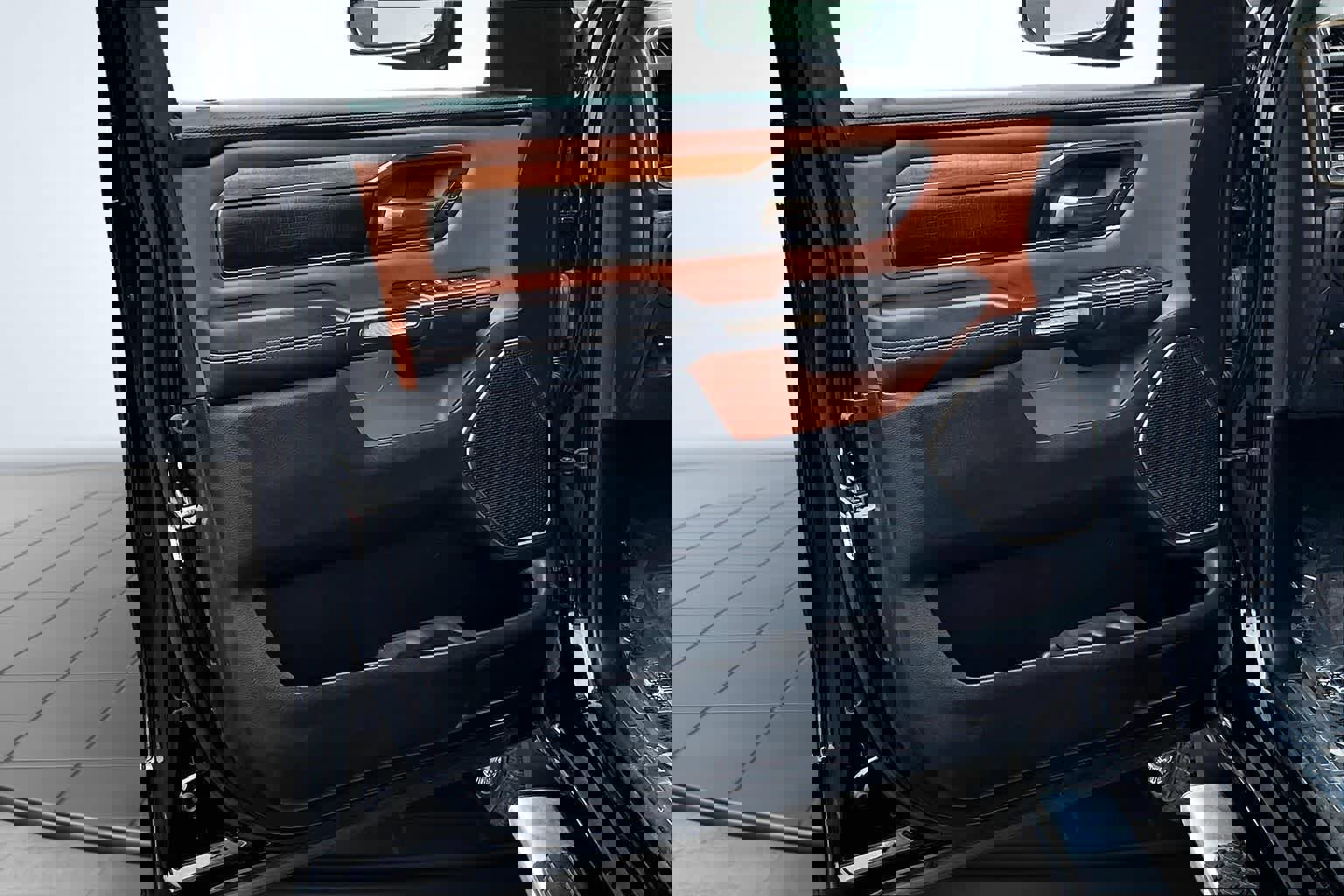 Used 2022 RAM 1500 Limited w/ Body-Colour Bumper Group image 28