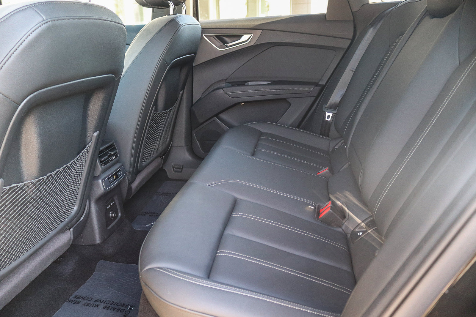 Certified 2024 Audi Q4 e-tron Premium Plus w/ Premium Plus AWD/4WD image 19