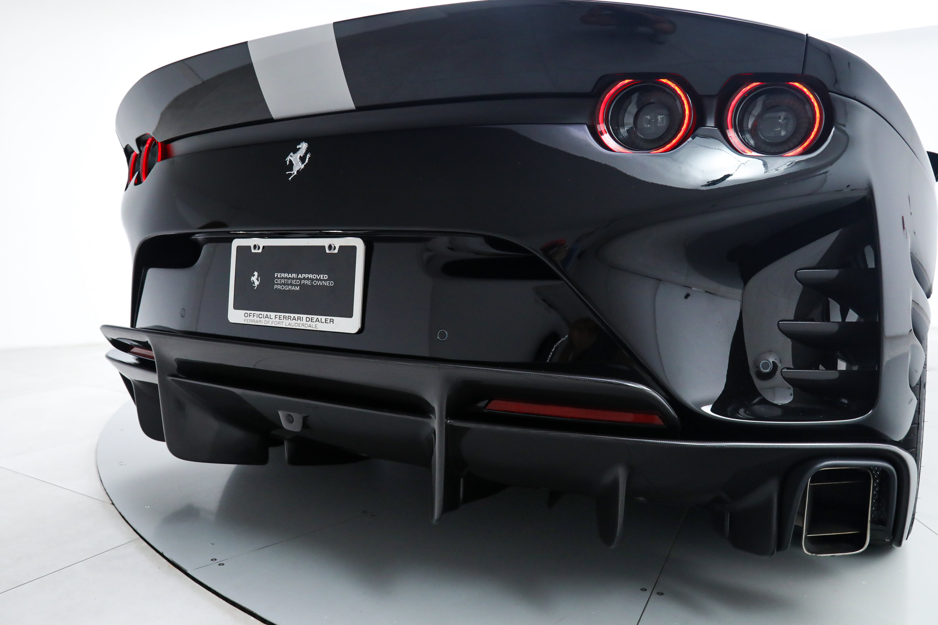Certified 2022 Ferrari 812 Competizione RWD image 21