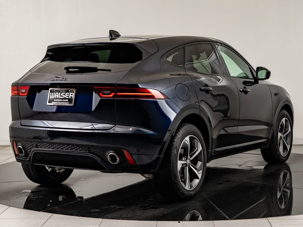 Certified 2024 Jaguar E-PACE R-Dynamic SE AWD/4WD image 10