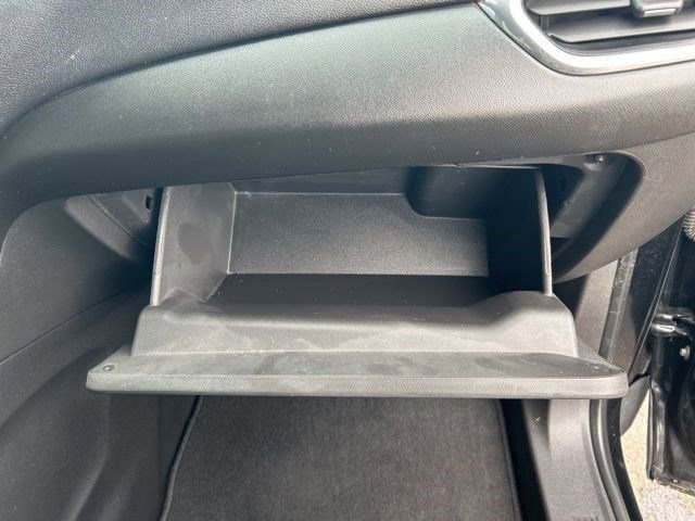 Used 2020 Chevrolet Equinox LT image 42