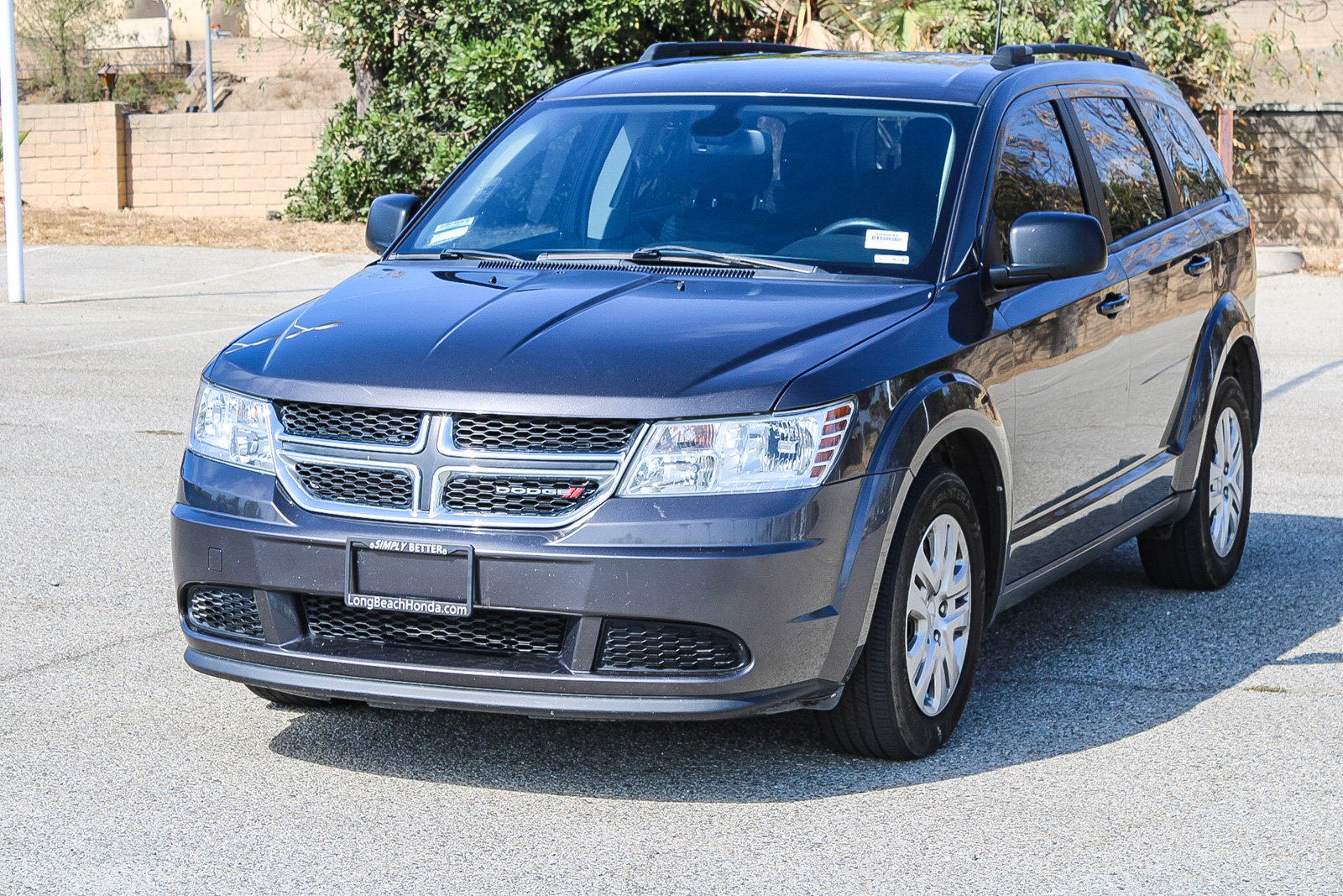 Used 2020 Dodge Journey SE FWD image 3