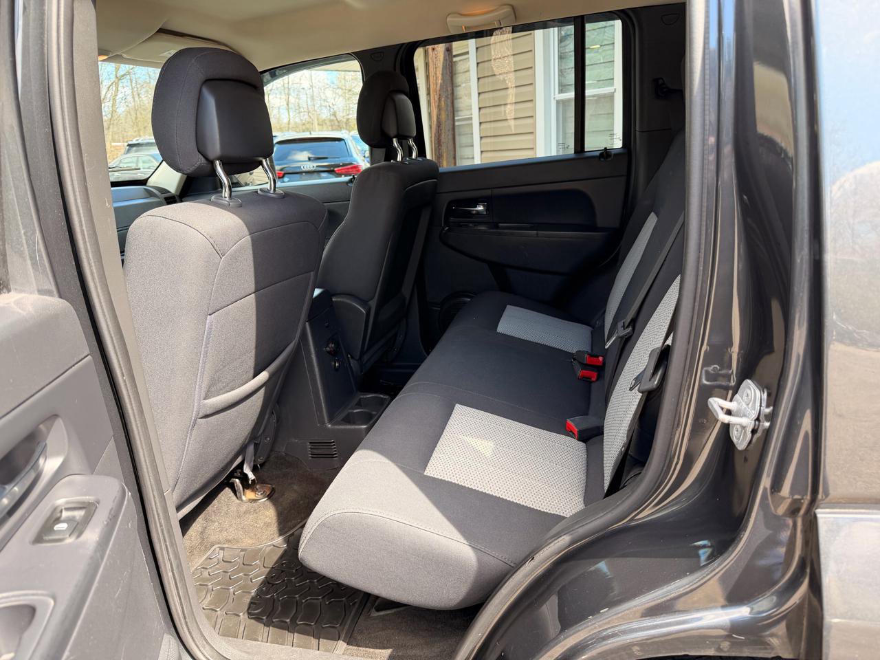 Used 2010 Jeep Liberty Sport w/ Popular Equipment Group image 13