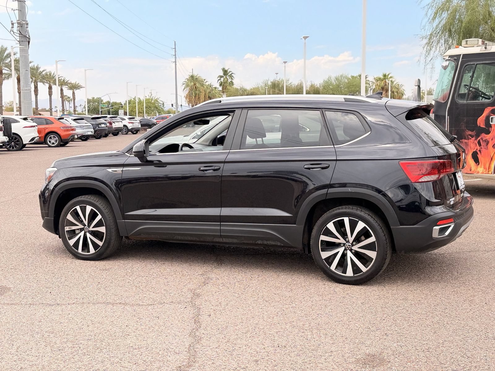 Used 2024 Volkswagen Taos SE FWD image 42