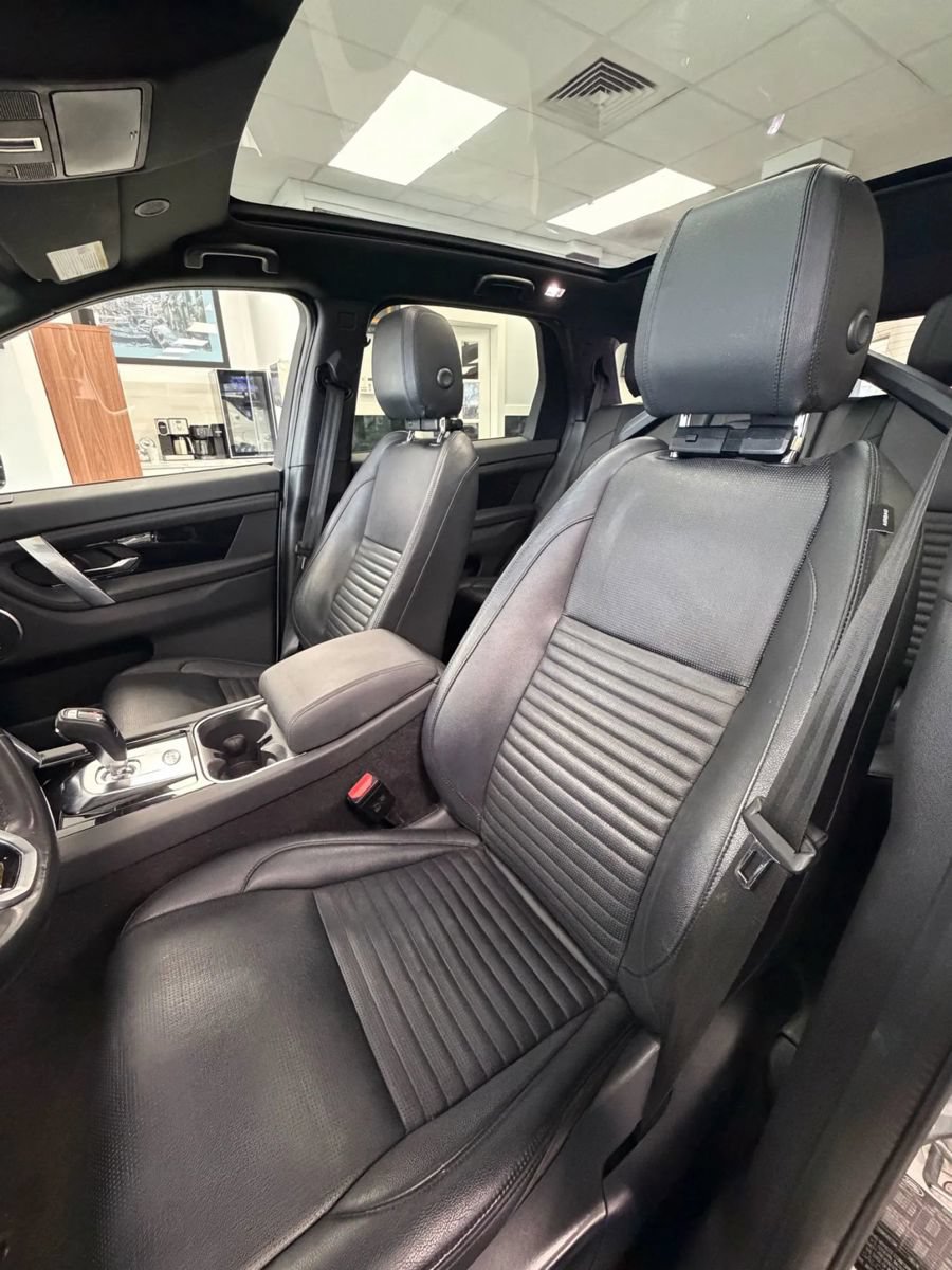 Used 2022 Land Rover Discovery Sport SE AWD/4WD image 19