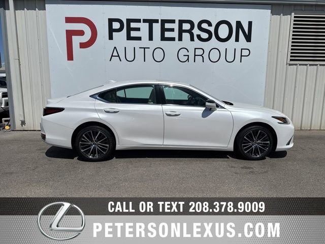 Used 2023 Lexus ES 250 w/ Premium Package AWD/4WD image 3