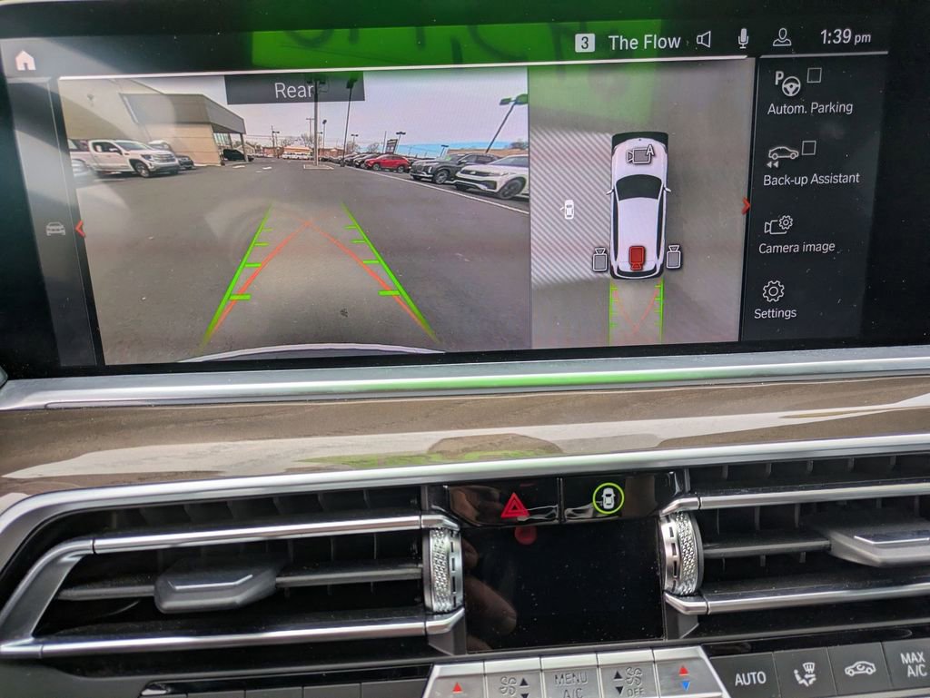 Used 2023 BMW X5 xDrive40i w/ Premium Package image 17