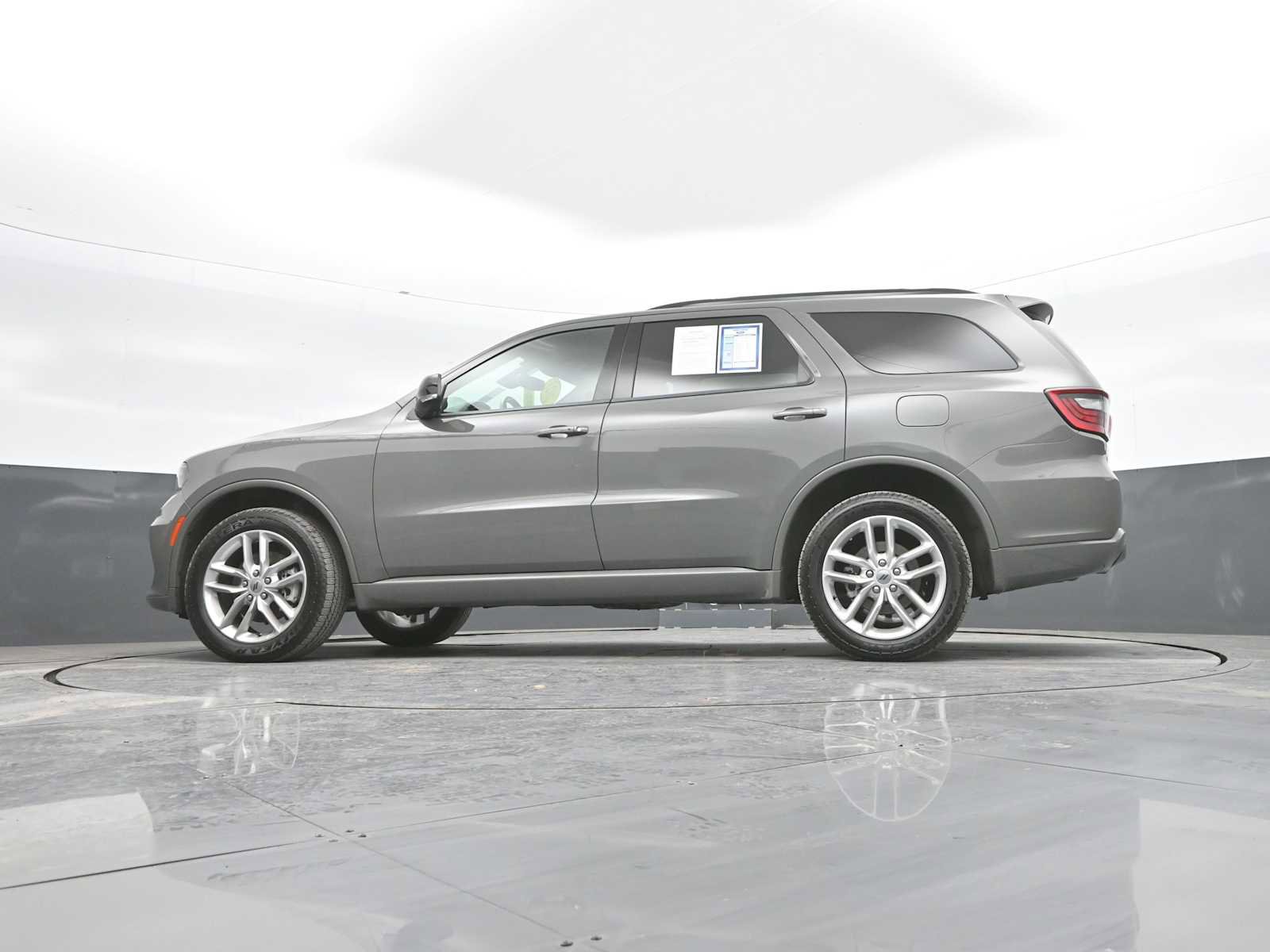 Used 2023 Dodge Durango GT AWD/4WD image 38