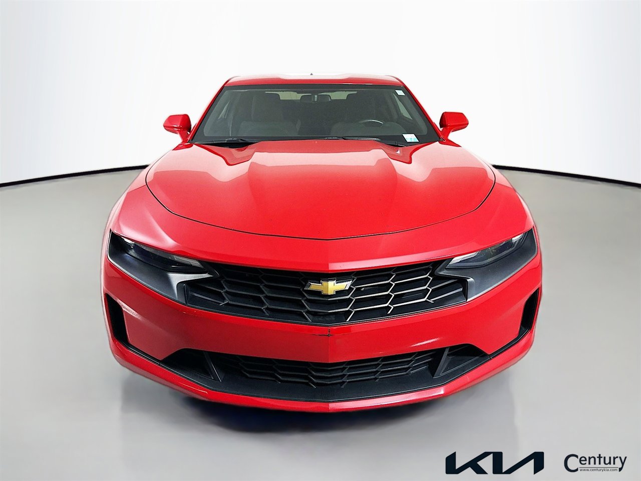 Used 2019 Chevrolet Camaro LT image 2