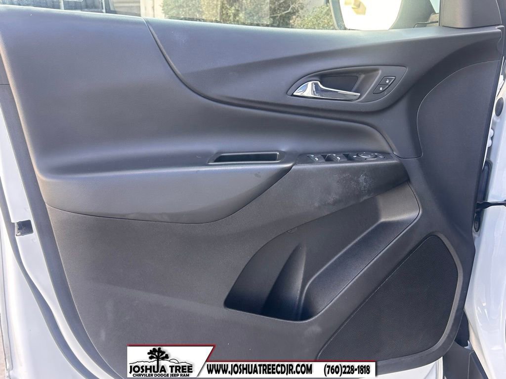 Used 2023 Chevrolet Equinox LT image 12