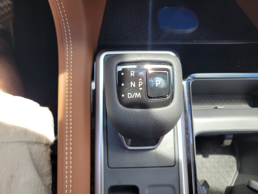 New 2026 Nissan Pathfinder Platinum AWD/4WD image 25