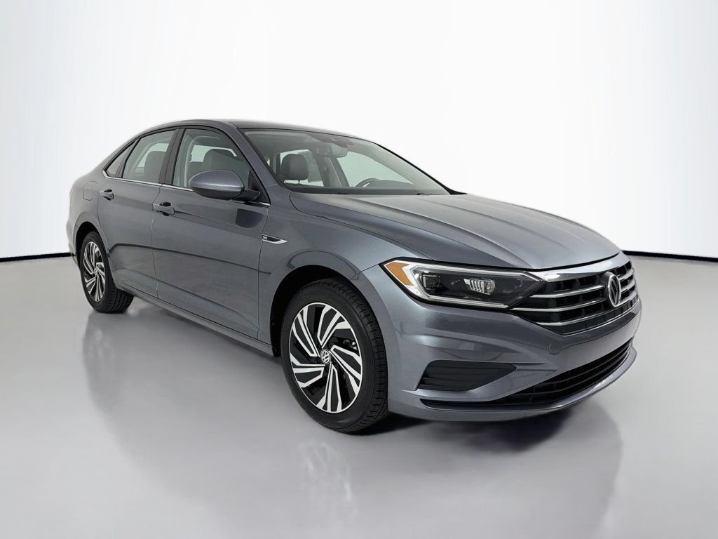 Used 2021 Volkswagen Jetta SEL FWD image 1