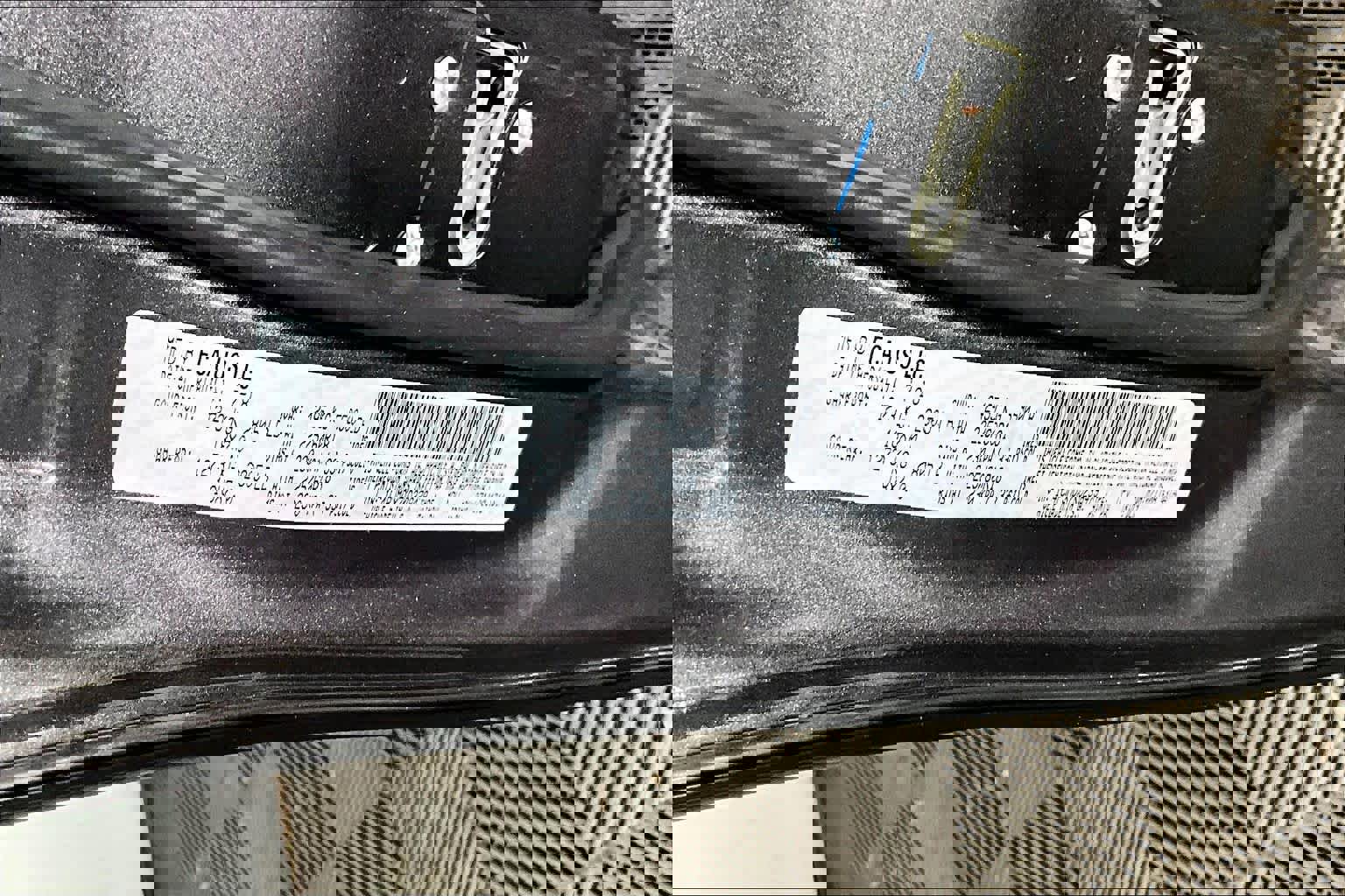 Used 2019 Jeep Cherokee Limited w/ Technology Group AWD/4WD image 30