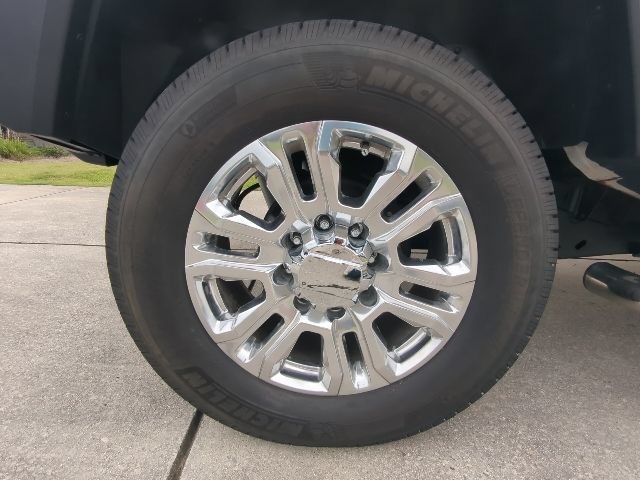 Used 2004 HUMMER H2 w/ Preferred Equipment Group AWD/4WD image 9